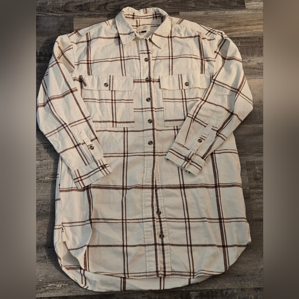 Universal Thread Brown and White Plaid Shirt - Medium